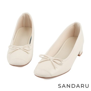 山打努SANDARU-跟鞋 拼接麂皮蝶結中跟鞋-白