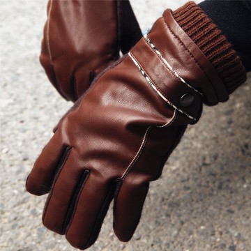 沛錦秋冬季新款水柔皮手套保暖加絨內膽皮質手套騎車男士觸屏手套1入