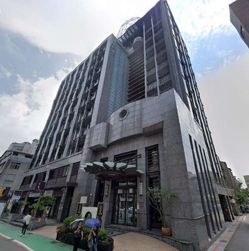 附中學區~仁愛A+邊間大兩房+雙衛+大休旅車位｜台北市大安區大安路一段