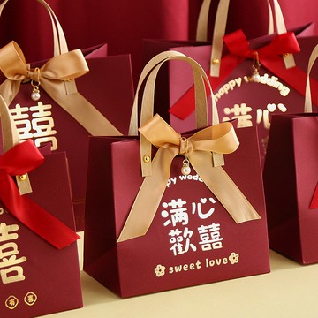 →【台灣出貨】燙金糖果盒 紅色結婚喜糖袋 手提袋 迴禮袋 伴手禮 空盒禮物婚禮品袋喜糖盒子 喜糖袋 禮品袋 喜慶袋