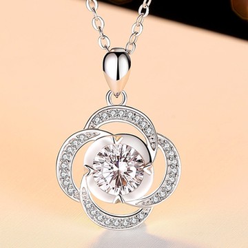 [米蘭精品] 莫桑鑽項鍊925純銀吊墜-1ct鏤空四葉草鎖骨鍊聖誕節情人節生日禮物女飾品73yk22