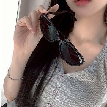 【Aa.chic】率性三角貓眼墨鏡(單一色).配件/墨鏡/三角/率性/貓眼/拍照/夏日【C091376】