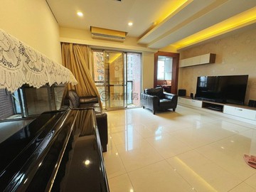 采鑽三房車中樓層前後陽台邊間全室開窗｜新北市三重區力行路一段