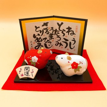 【招福干支】開運干支 生肖牛 緣起物 開運成雙紅白牛