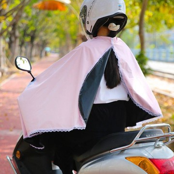 好物嚴選🎁電動車防曬披肩防紫外線防水斗篷式防曬衣黑膠女摩托車披風夏涼款AV