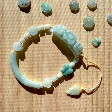 手工編織翡翠手鍊 — 三花綻放