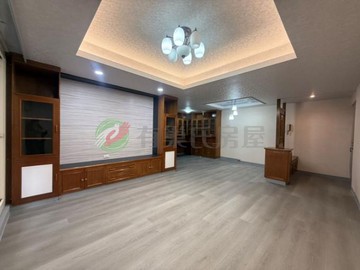 春日我家牛排稀有大三房｜桃園市桃園區桃三街