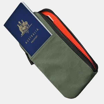 ALPAKA Zip Travel Wallet 旅行皮夾
