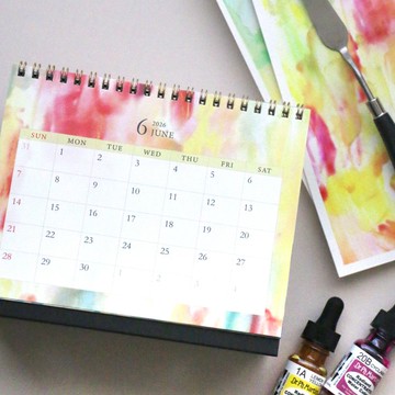 2026 美感上桌・繽紛抽象畫桌上型月曆