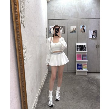 (現貨)慵懶風 英字挖背背心+花苞短褲+外套 三件套 罩杯可拆 百搭休閒 彈力 親膚舒適 寬鬆 遮肉肉 女生套裝