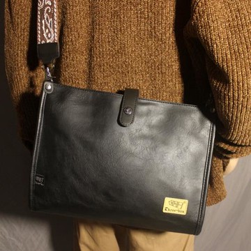 休閑ipad潮牌橫款拉鏈男女斜挎包
