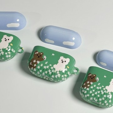 🇰🇷 韓國KKOBA 現貨 MAZZZZY picnic 草地野餐 馬芬熊 AirPods 耳機殼 保護殼 韓國文創