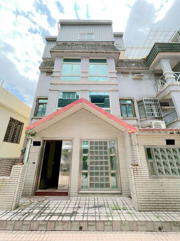 超扯!!大樓價買社區型雙透天#地下室可停7台車｜高雄市燕巢區臥牛巷