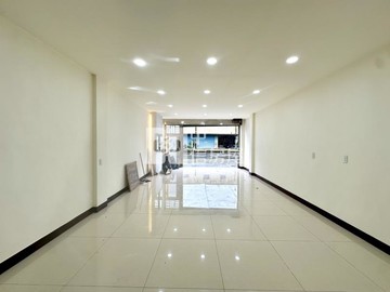 龍潭近804醫院臨路20米前後臨路金透店｜桃園市龍潭區中興路九龍段