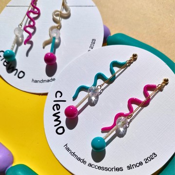 彎曲啞鈴 桃紅/鈷藍【耳針/耳夾】