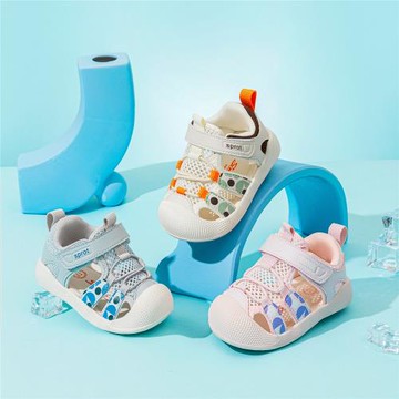 兒童運動涼鞋2025夏季新款女童包頭沙灘鞋男童網面鞋迷彩涼鞋批發