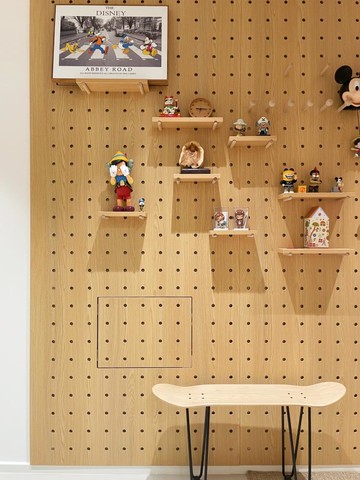 【台灣公司 可開發票】實木洞洞板定制展示架木質桌面墻面書桌收納墻入戶門口玄關置物架