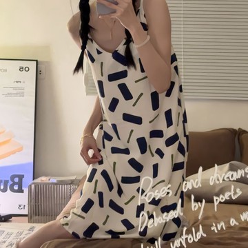 【台灣出貨】 帶胸墊睡裙 女生睡裙 涼感睡裙 連身睡裙夏季吊帶少女連衣裙夏日清新穿搭洋氣短款居家帶胸墊款薄款睡裙女