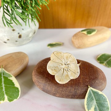 花朵戒指 (no. 38) / 陶瓷戒指 / 手工製作