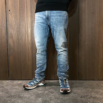 美國百分百【全新真品】Calvin Klein 牛仔褲 直筒 休閒 男款 CK 長褲 40JP786450 淺藍 CX72