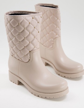 ASOS DESIGN Gala quilt pattern rain boots in beige-Gold