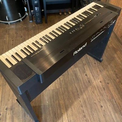 Roland EP-7Ⅱ ローランド 電子ピアノ - メルカリ