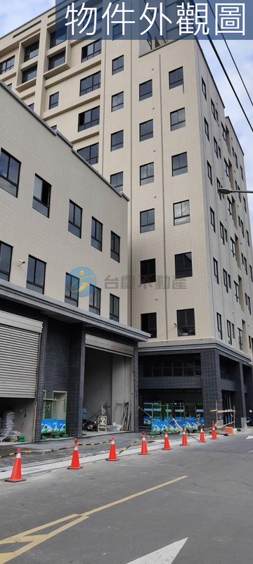 南樹林車站全新電梯透天廠辦(2)RC挑高6米｜新北市樹林區中山路二段