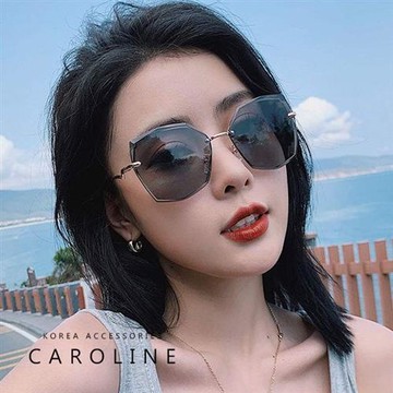 《Caroline》韓系質感熱門款網紅甜美魅力、迷人風采太陽眼鏡72436