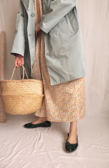 古著溫柔粉彩湖水綠春秋換季輕風衣換季風衣 義大利布料