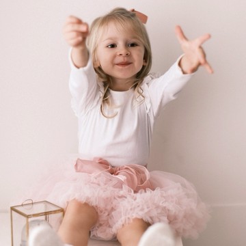 💕寶寶的超夢幻禮物【寶寶澎澎裙禮盒】小雲朵經典款澎澎裙系列 (含澎澎裙. 頭飾.禮盒. 提袋)- 三色可選 尺寸3M~6Y | 裙擺澎澎. 幸福澎澎.