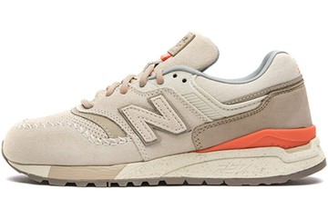 WMNS NEW BALANCE 997 SERIES CREAM YELLOW