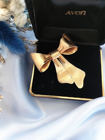 美國西洋古董飾品 / 1980年AVON金刷紋立體蝴蝶結胸針/墜飾兩用
