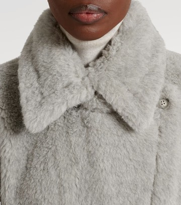 Max Mara Tebe teddy cape