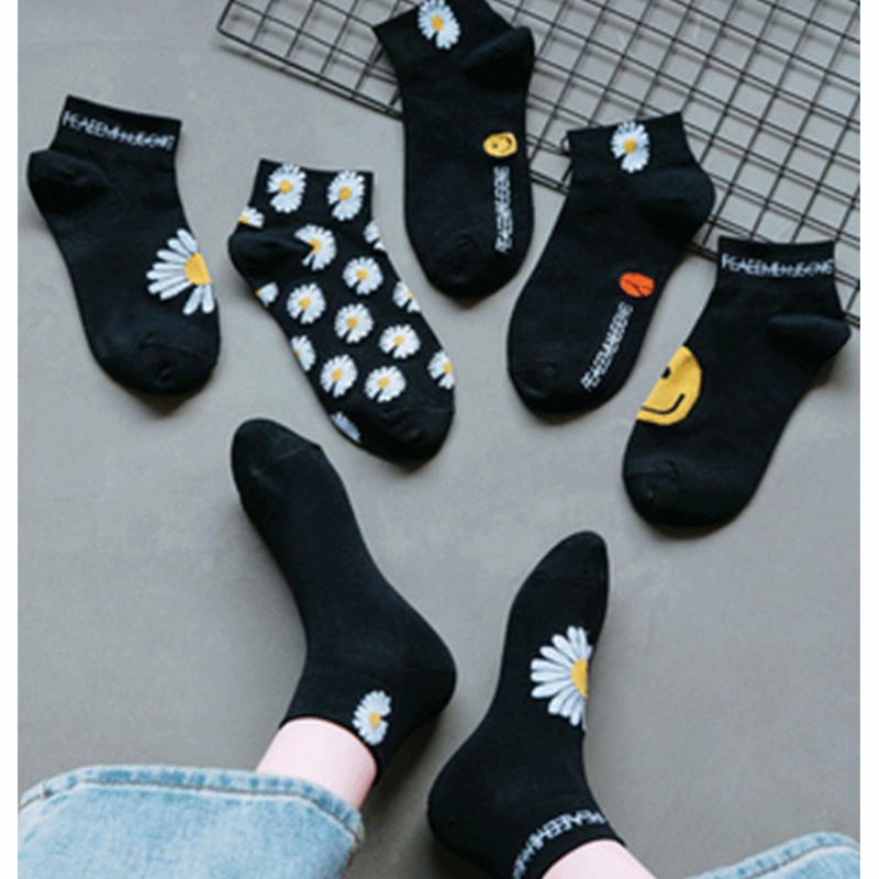 数量限定bigbang G Dragon Peaceinusone菊花靴下 品質保証peaceminusone Pmo 靴下g Dragon ファッション 通販 Lineポイント最大1 0 Get Lineショッピング
