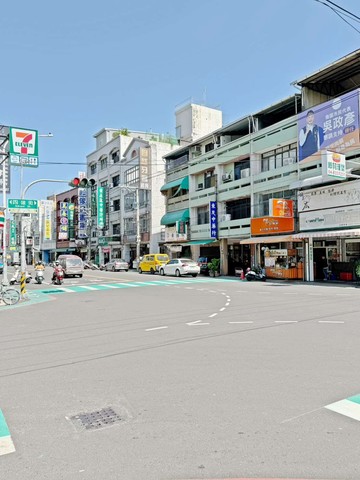 彰化員林~知名溫莎堡旁~黃金店面｜彰化縣員林市中正路