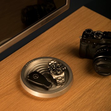 Tealight 147 雙面收納台－亮面隕石銀