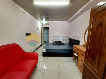 海洋音樂中心光榮馬頭輕軌站優質美套房｜高雄市苓雅區海邊路