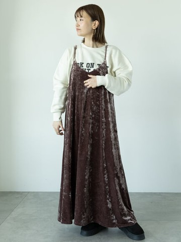 絲絨質感細肩吊帶洋裝(0F000276010) - Lugnoncure