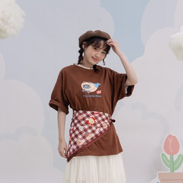 QUEENSHOP_S 女裝 短袖 美人魚印圖寬版短袖上衣 現+預 【01190328】