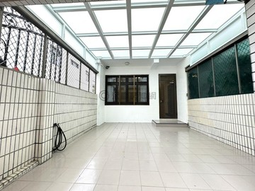 崇德商圈收租店面辦公室自家車庫停車透天｜台中市北屯區崇德二路二段