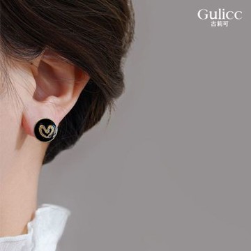 Gulicc 法式 輕奢 復古 愛心 耳釘(飾品 耳飾 耳釘 耳扣 耳環 生日禮物 雙11 聖誕節)