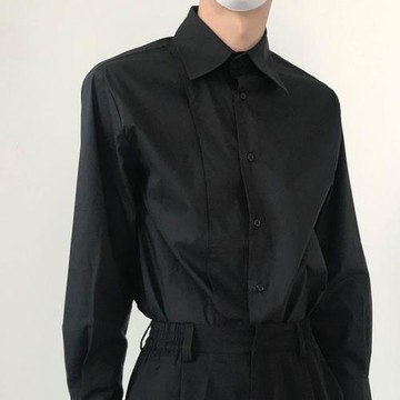 COLN做gentleman or gentlewoman不必是英國人 1件疊門襟襯衫即可