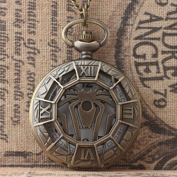 2016大號蜘蛛石英老人古董懷表學生做舊掛表翻蓋鏤空掛鏈表批價