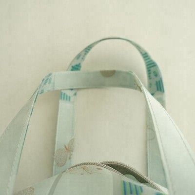 ミナペルホネン mina perhonen *Luisa Cevese CUBE BAG M*flower