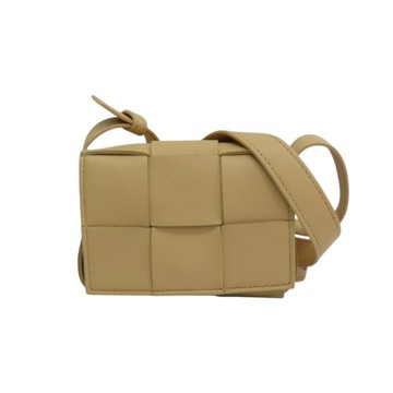 BOTTEGA VENETA BV 寶緹嘉 淺褐色 編織羊皮 Mini Cassette 肩背包 666688 【二手名牌BRAND OFF】