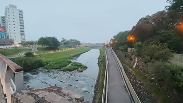A21 金雞母三角框大面寬1+2樓大店面｜桃園市中壢區環北路