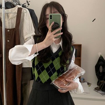 學院風復古V領菱格針織馬甲背心女春秋日系疊穿無袖毛衣馬夾外搭