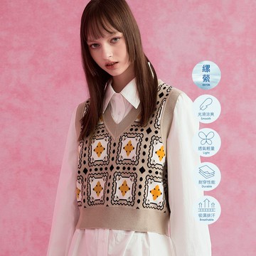 OUWEY歐薇 方塊歐普藝術手鉤紋短版針織背心(卡其色；S-L)3233195712