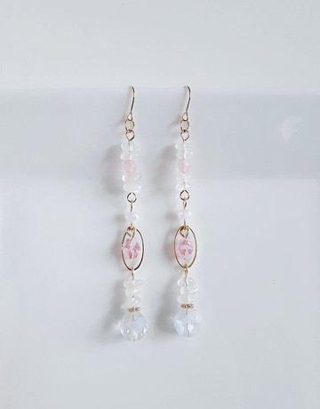 皇家月光石與橢圓金屬圈及捷克珠製成的耳環 | 白色 | 月光石 | 天然石 | 生日禮物 | 捷克珠 | 可更換為抗過敏耳環或耳夾