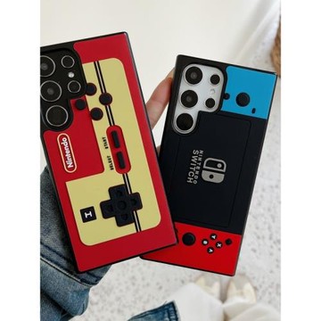 創意浮雕紅黃游戲機適用三星GalaxyS24手機殼S23FE/S22Ultra潮流S21+小眾個性A55/A13/A23/A34/A05防摔保護套